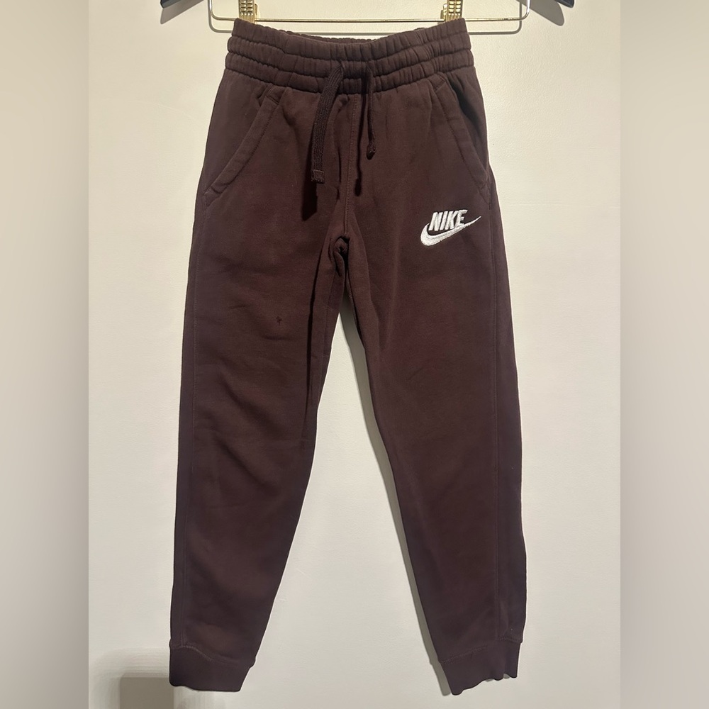 Nike Kids Brown Crew Fleece Joggers with White Logo